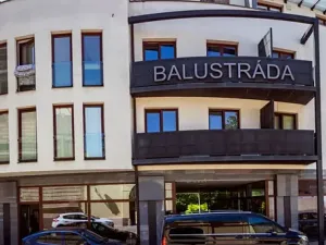 Pronájem bytu 5+kk, Chrudim, Resselovo náměstí, 149 m2