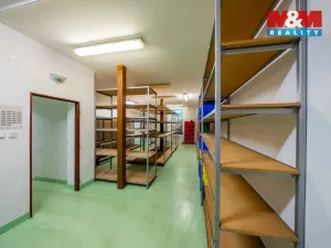 Pronájem výrobních prostor, Žďár, 1089 m2