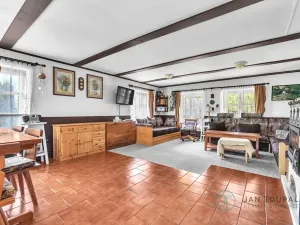 Prodej rodinného domu, Janov, 300 m2