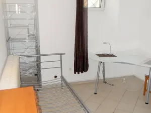 Pronájem kanceláře, Praha - Vinohrady, Lužická, 18 m2