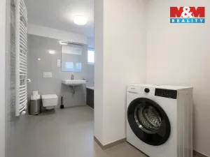 Pronájem bytu 2+kk, Praha - Hloubětín, Lehovecká, 57 m2