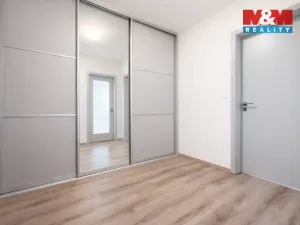 Pronájem bytu 2+kk, Praha - Hloubětín, Lehovecká, 57 m2