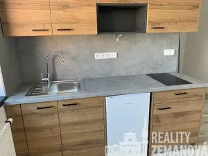 Pronájem bytu 1+kk, Praha - Malá Chuchle, Paroplavební, 20 m2