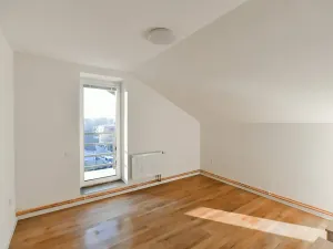 Pronájem apartmánu, Praha - Hloubětín, Aloisovská, 340 m2