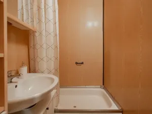 Pronájem bytu 2+kk, Tábor, nám. Přátelství, 40 m2