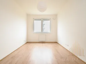 Pronájem bytu 2+kk, Praha - Vysočany, Svatošových, 58 m2