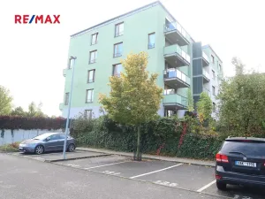 Pronájem bytu 1+kk, Praha - Hloubětín, Nepelova, 30 m2