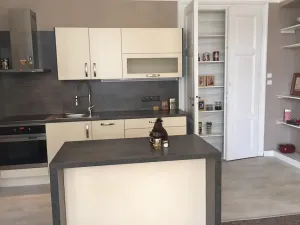 Pronájem bytu 2+kk, Liberec - Liberec I-Staré Město, Gorkého, 73 m2