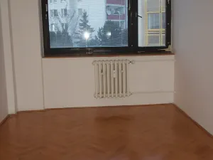 Pronájem bytu 3+1, Praha - Vokovice, Ke dvoru, 80 m2