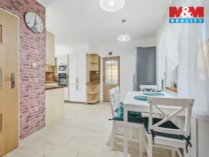 Prodej rodinného domu, Kosořice, 195 m2