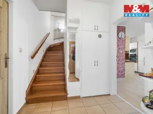 Prodej rodinného domu, Kosořice, 195 m2