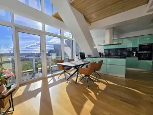 Prodej atypického bytu, Praha - Smíchov, Kobrova, 172 m2