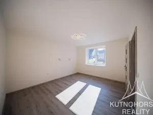 Prodej rodinného domu, Červené Pečky, Husova, 177 m2