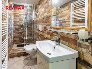 Prodej rodinného domu, Nový Oldřichov, 265 m2