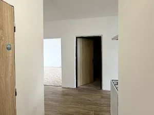 Pronájem bytu 2+1, Chomutov, Březenecká, 64 m2