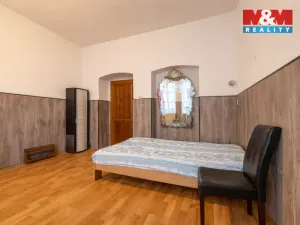 Prodej bytu 4+1, Nový Bor - Arnultovice, Gen. Svobody, 97 m2