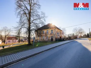 Prodej rodinného domu, Hradec, 323 m2