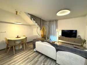 Prodej bytu 4+kk, Jičín, Třešňová, 92 m2