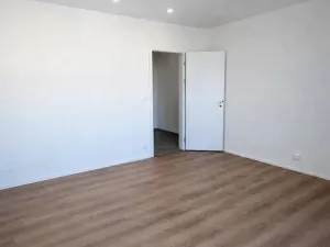 Pronájem bytu 1+kk, Praha - Dolní Měcholupy, Honzíkova, 32 m2
