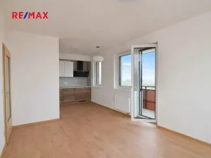 Pronájem bytu 3+kk, Praha - Hlubočepy, Fabiánové, 69 m2