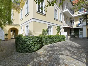 Pronájem bytu 2+kk, Praha - Malá Strana, Vlašská, 73 m2