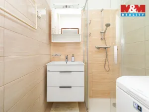 Prodej bytu 3+1, Pardubice - Bílé Předměstí, Na Drážce, 70 m2