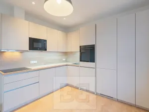 Pronájem bytu 3+1, Praha - Libeň, Na stráži, 110 m2