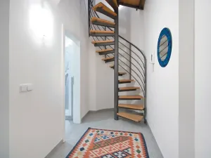 Pronájem bytu 2+1, Praha - Malá Strana, 73 m2