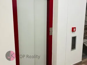 Pronájem bytu 1+1, Praha - Žižkov, Husitská, 34 m2