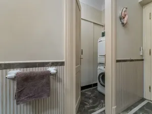 Pronájem bytu 3+1, Praha - Malá Strana, U lužického semináře, 111 m2