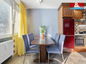 Prodej bytu 3+kk, Průhonice, Na Sídlišti III, 67 m2