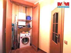 Pronájem bytu 1+1, Karlovy Vary, Svahová, 50 m2