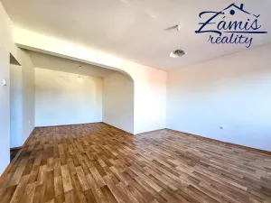 Pronájem bytu 2+kk, Nové Strašecí, U Školy, 52 m2