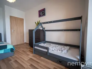 Pronájem bytu 2+kk, Praha - Uhříněves, Oty Bubeníčka, 47 m2