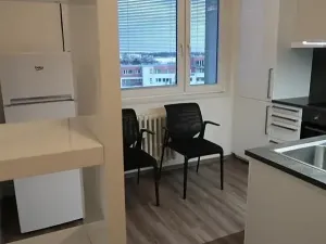Pronájem bytu 1+1, Praha - Letňany, Chlebovická, 35 m2