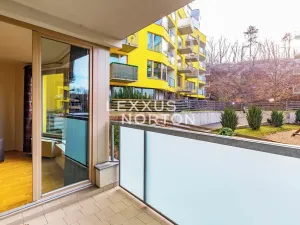 Pronájem bytu 2+kk, Praha - Žižkov, Jeseniova, 62 m2