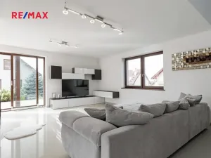 Prodej rodinného domu, Říčany, Tulipánová, 260 m2