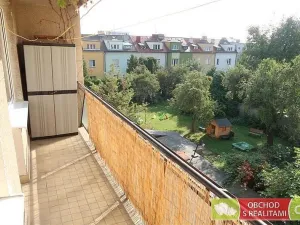 Pronájem bytu 3+kk, Praha, U Slovanky, 73 m2