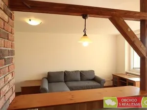 Pronájem bytu 3+kk, Praha, U Slovanky, 73 m2