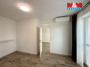 Pronájem bytu 2+kk, Hradec Králové, K Meteoru, 50 m2