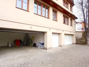 Pronájem garáže, Beroun, Náměstí Joachima Barranda, 17 m2