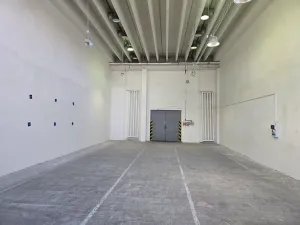 Pronájem skladu, Zlín, třída 3. května, 201 m2