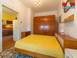 Prodej bytu 4+1, Karlovy Vary - Bohatice, Jáchymovská, 102 m2