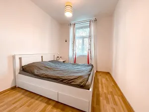 Pronájem bytu 2+kk, Praha - Libeň, Vosmíkových, 45 m2