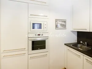 Pronájem bytu 2+kk, Praha - Karlín, Šaldova, 51 m2