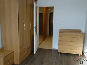 Pronájem bytu 2+kk, Praha - Chodov, V jezírkách, 45 m2