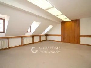 Prodej kanceláře, Jihlava, Masarykovo náměstí, 1141 m2