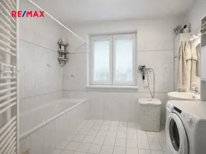 Prodej bytu 2+kk, Roztoky, Masarykova, 57 m2