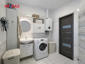 Prodej bytu 2+kk, Roztoky, Masarykova, 57 m2