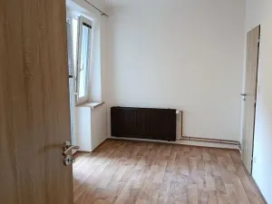 Pronájem bytu 2+kk, Hulín, nám. Míru, 49 m2